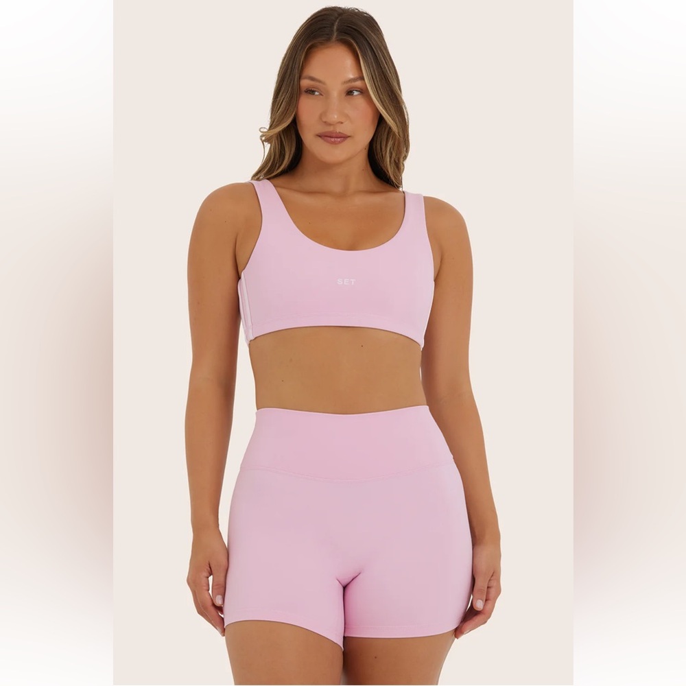 SET Active SPORTBODY SPORTY SHORTS PRIMROSE - NWT